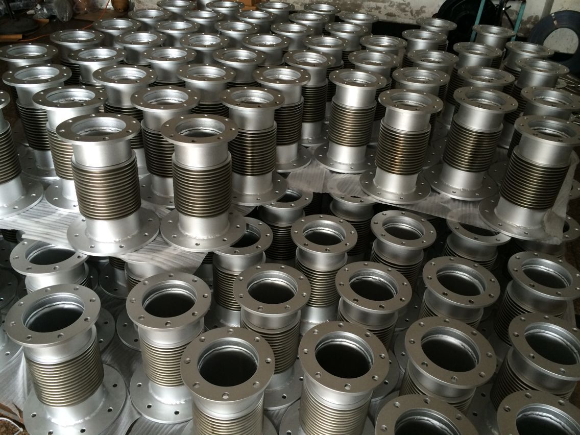 Mass production of bellows expansion joints