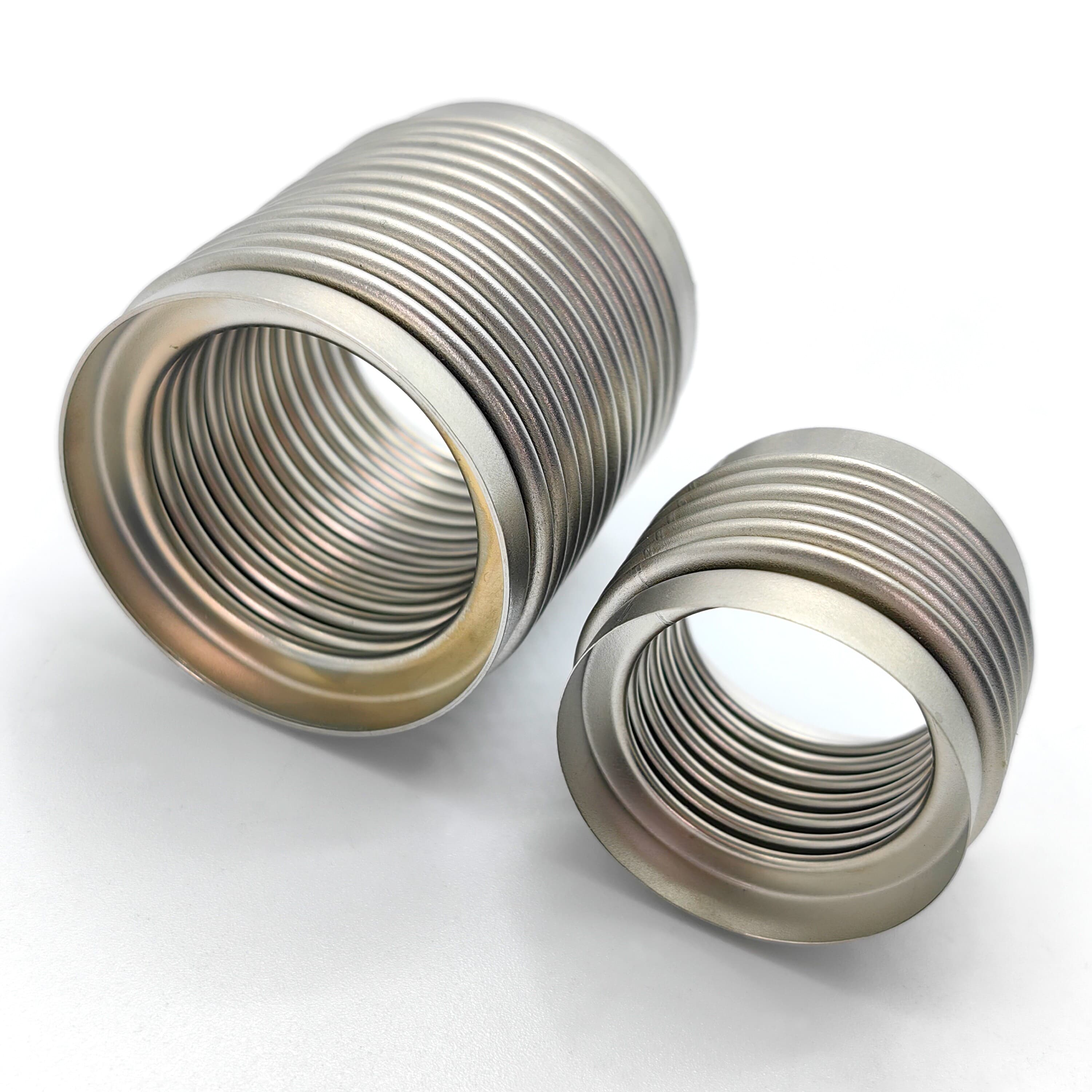 Comparison diagram of single-layer and double-layer corrugated pipes